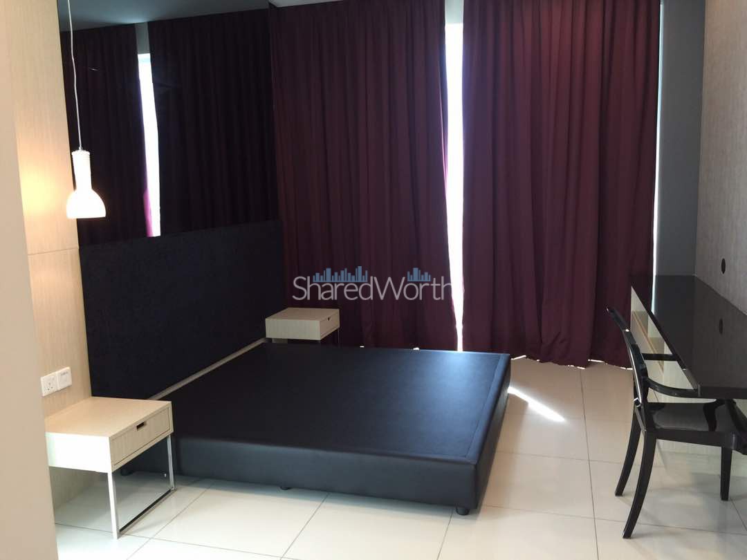 uptown residence 7