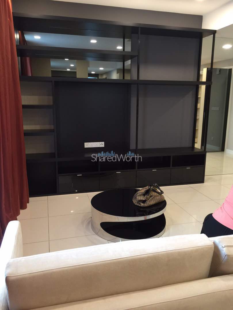 uptown residence 5